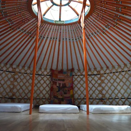 Luxe tent Jurtaszallas Dobogoko