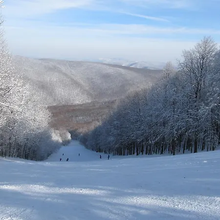 Luxe tent Jurtaszallas Dobogoko
