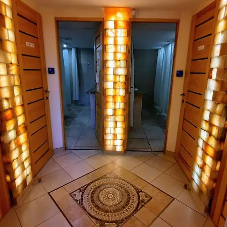 Luxe tent Jurtaszallas *